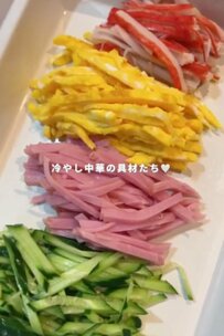 【冷やし中華弁当】夏の定番メニューをお弁当に！涼しげな愛妻弁当が話題