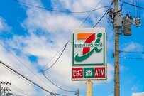 「ハロウィンに本気すぎる」セブン-イレブンが話題　店舗前の状態に「ビビって大声出しちゃった」