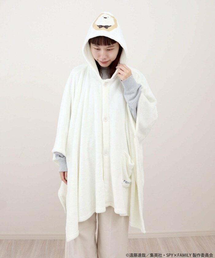 ボンドをイメージしたホワイト系もあり!