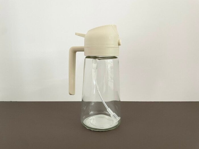 3COINSの「2WAYオイルスプレーボトル」