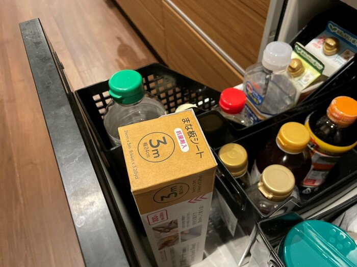 収納スペースに深さがあれば立てたまま収納もできます