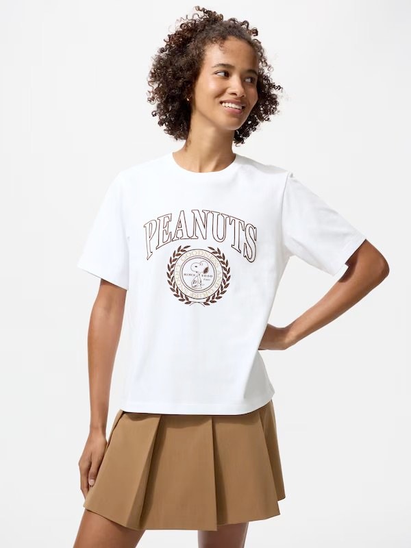 出所：ユニクロ公式　ピーナッツ UT／00 WHITE