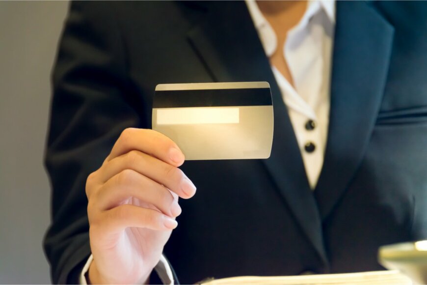 元カードローン会社の社員に聞いた「お金が貯まらない人」にありがちな行動3選