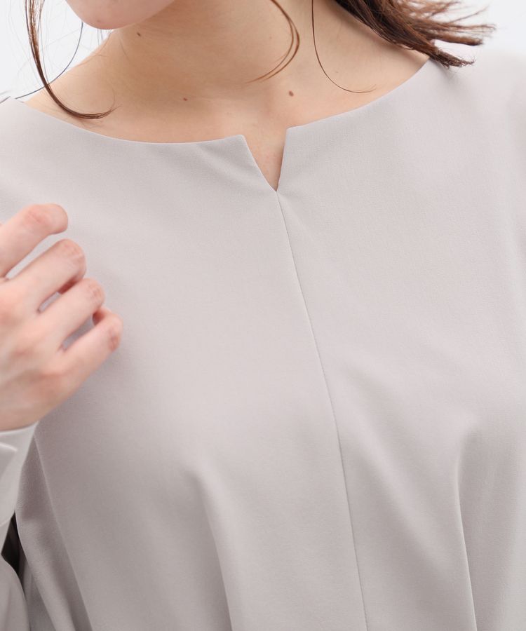 出所：ハニーズ公式通販 タック使いワンピース