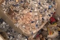 婚約を機に高校教師の男性が「ゴミ屋敷と決別」 → 荒れた室内が見違える空間に大変身