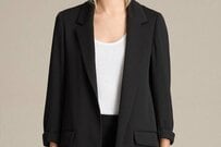 春の買い足しアウターは「キレイめジャケット」がオススメ