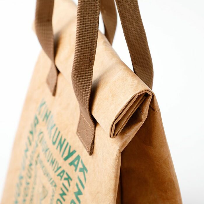 開口部はロールトップ仕様になっています