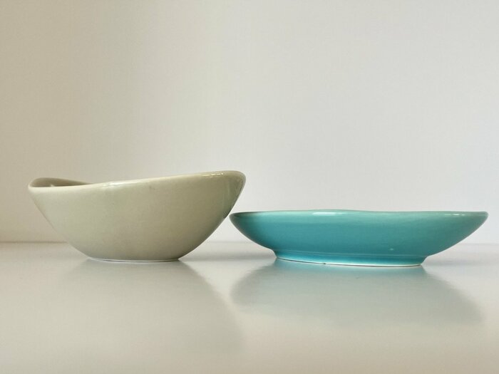 肉じゃがやナムルなどを盛り付けるのに適したサイズと深さ