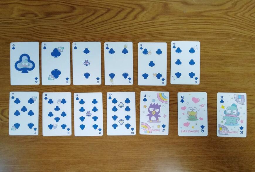 筆者撮影（セリア、はぴだんぶい トランプ）