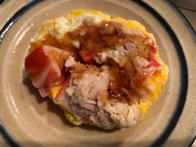 ツナカニカマオムレツ（筆者撮影）