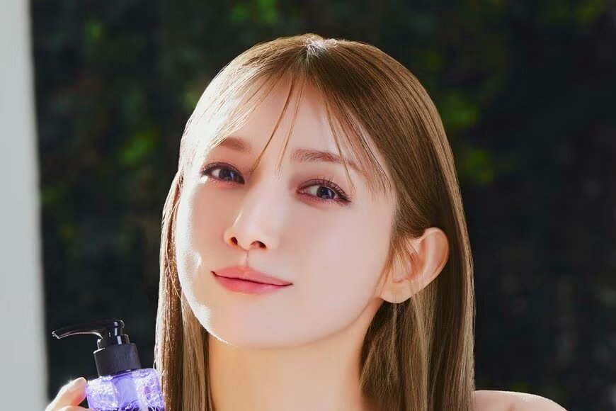 40歳 後藤真希、TWICEモモとの“夢の2ショット”に「どちらもスタイル抜群」「最高の二人」