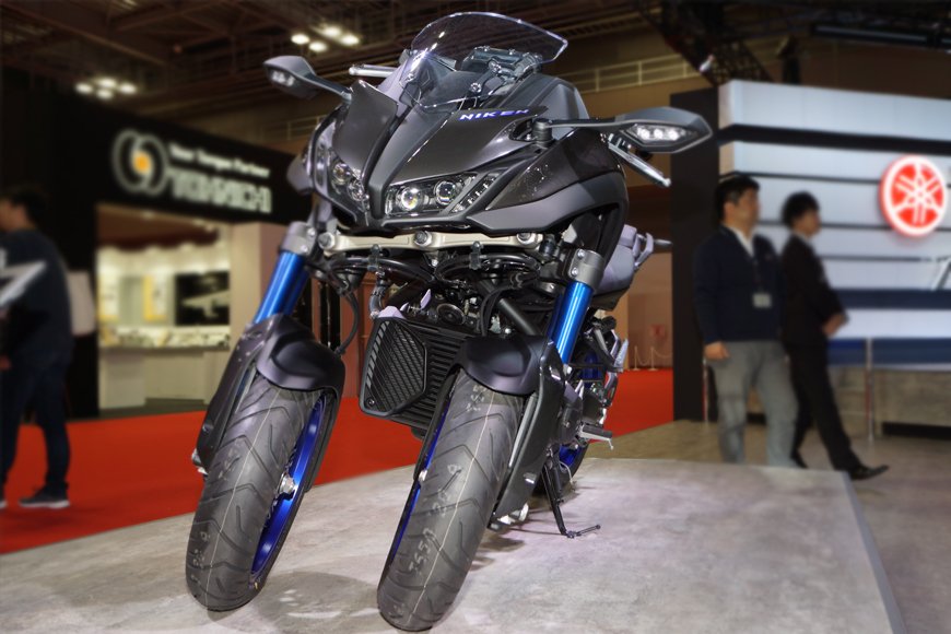 左右のタイヤが独立して上下に動くのがLMWの特徴。