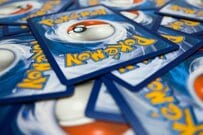 ポケモンカードに「コーヒーのシミのような跡」を発見　まさかの正体に「これはビビる」