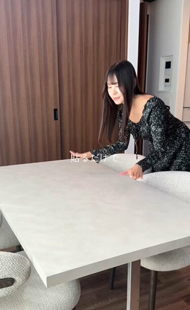 これやりたい！」【リメイクシート貼るだけDIY】キズが増えた「木目調 