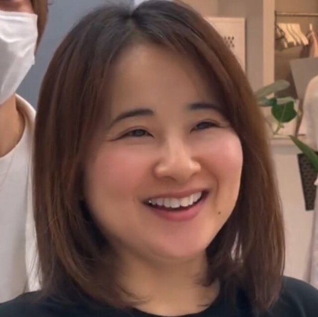多毛に悩むアメリカ在住の女性が「お任せカット」で若々しく！「かわいいショート」にスタイルチェンジ