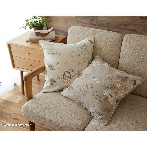 出所：ニトリ公式　ムーミンクッションカバー ムーミンダニノチズ