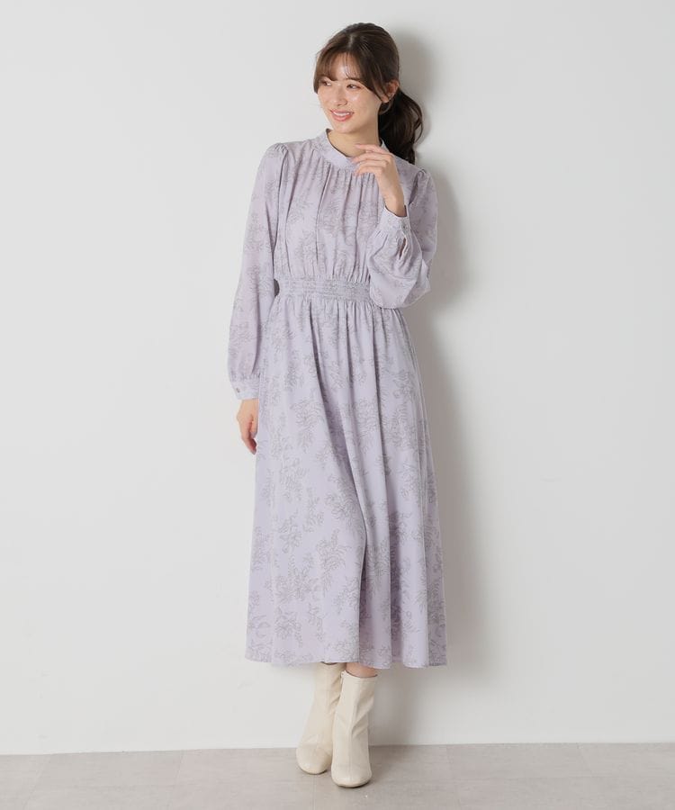 出所：ハニーズ公式通販 ハイネックワンピース