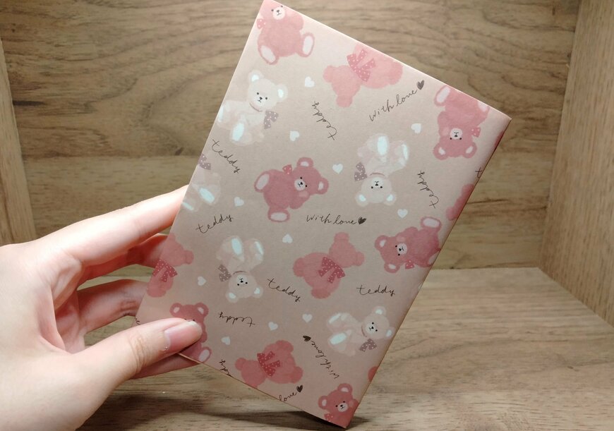 筆者撮影（セリア、デザインペーパー フラッフィーテディ）