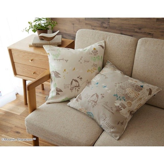 出所：ニトリ公式　ムーミンクッションカバー ムーミンダニノチズ