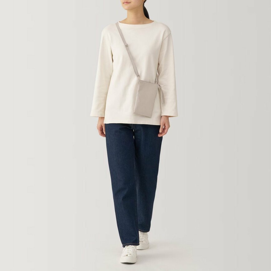 ポーチとしても使える　撥水ミニサコッシュ