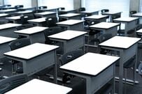 「小中高大一緒だった幼なじみ」と研究室まで同じに　連絡を取らずに初回ガイダンスで判明した偶然に注目集まる