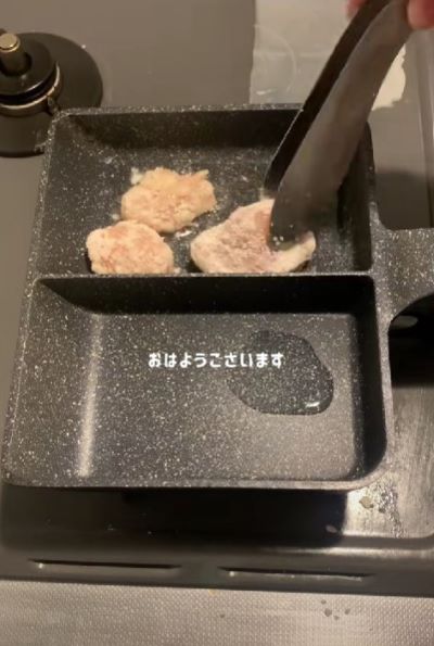 メインはレモン風味の手作り唐揚げ