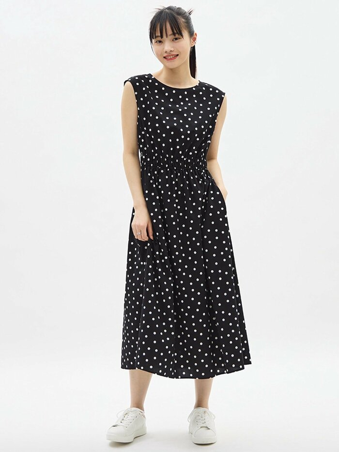 GU公式 ドットプリントワンピース