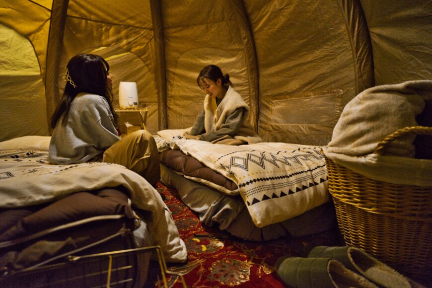 テントの中の様子（出所：ウッドデザインパーク株式会社）