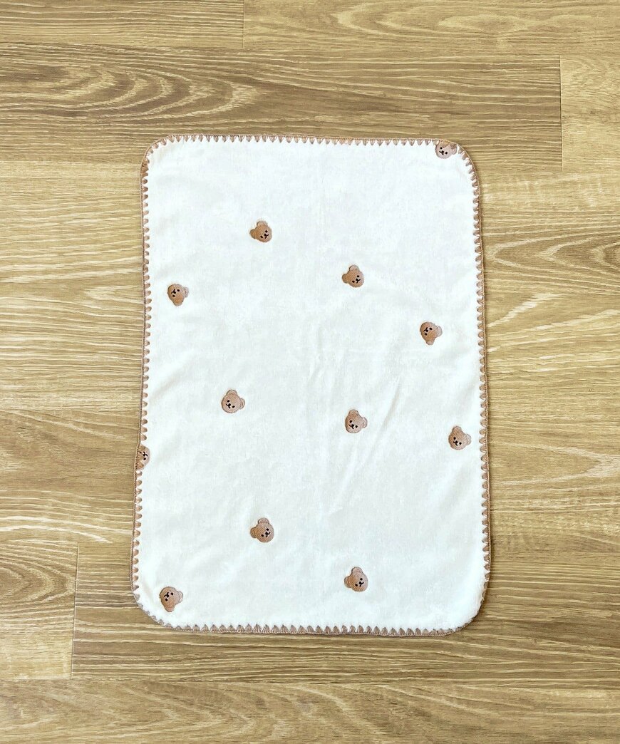 出所：パルグループ公式ファッション通販サイト 3COINS お布団3点セット