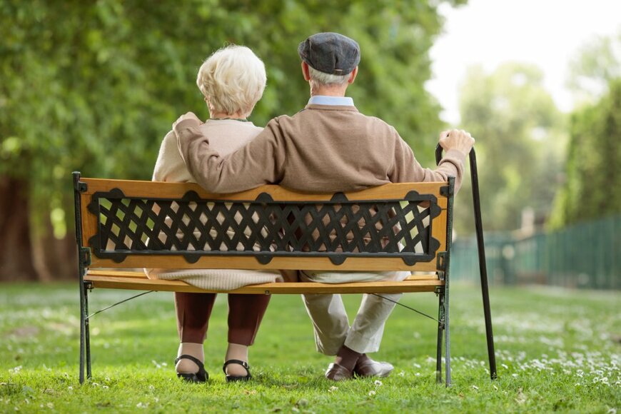 70歳で「貯蓄ゼロ」は約2割。50歳代でも始められる2つの老後対策