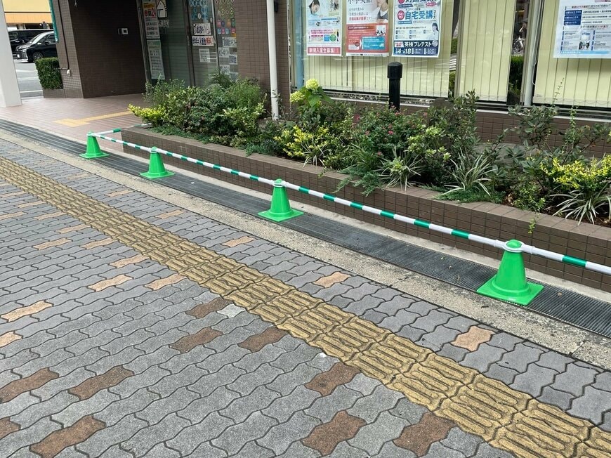 歩道沿いの光景にほっこり