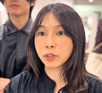 「もうすぐ赤ちゃんが産まれる」ロングヘアの女性がプロにお任せで大変身！アフターに大満足の笑顔！