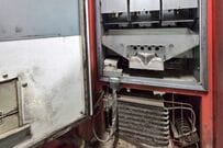 40年前に「故障した自動販売機」を開けてみると…　中から出てきた「飲料缶」に思わず目を疑う