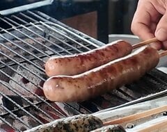 愛知県の道の駅で味わう「巨大フランクフルト」　突然のハプニング発生に「これはびっくり」「噴水のよう」 