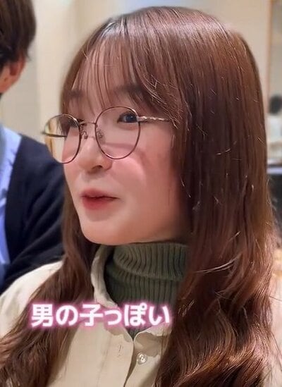 演劇の役のため短めの髪型を希望しています