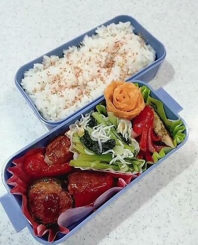 完成した「ピーマンの肉詰め弁当」