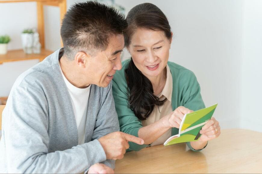 年金、ふつうの人は「厚生年金と国民年金」を月いくらもらってるの？みんなの平均年金受給額をチェック！　　　　　　　　　　　　　　　　　　　