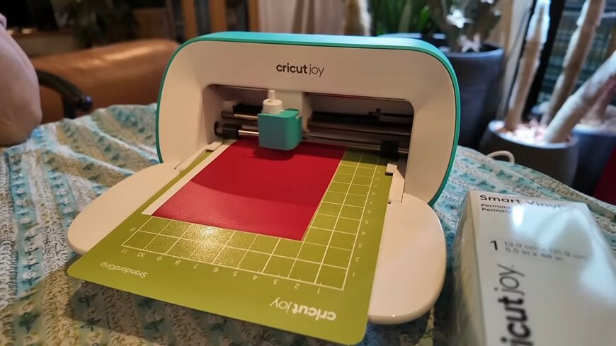 出所：森泉のYouTube（@IZOOMIChannel）参照日：2025年7月18日