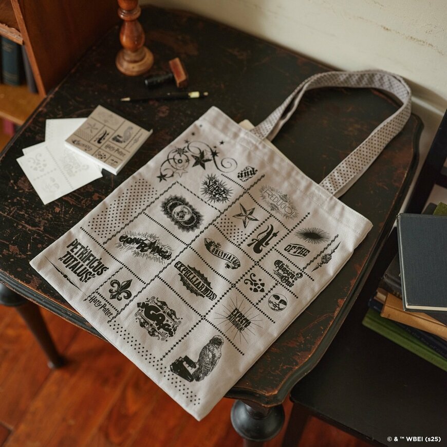 出所：株式会社ＩＣＬ　アフタヌーンティー×ハリー・ポッター　キャンバスバッグ