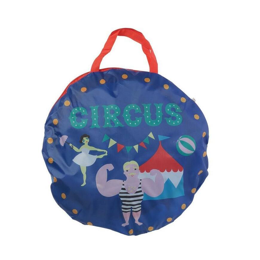 出所：Flying Tiger Copenhagen テント