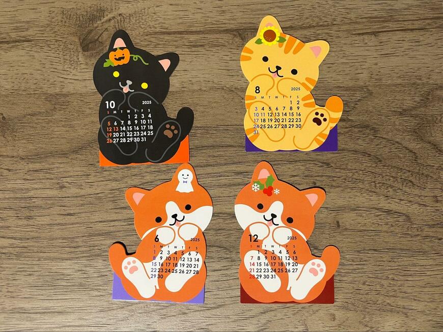 ダイソー、アニマルダイカットカレンダー(ねこ)画像