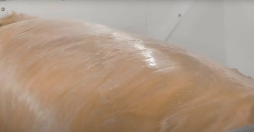 生地を蒸したもの