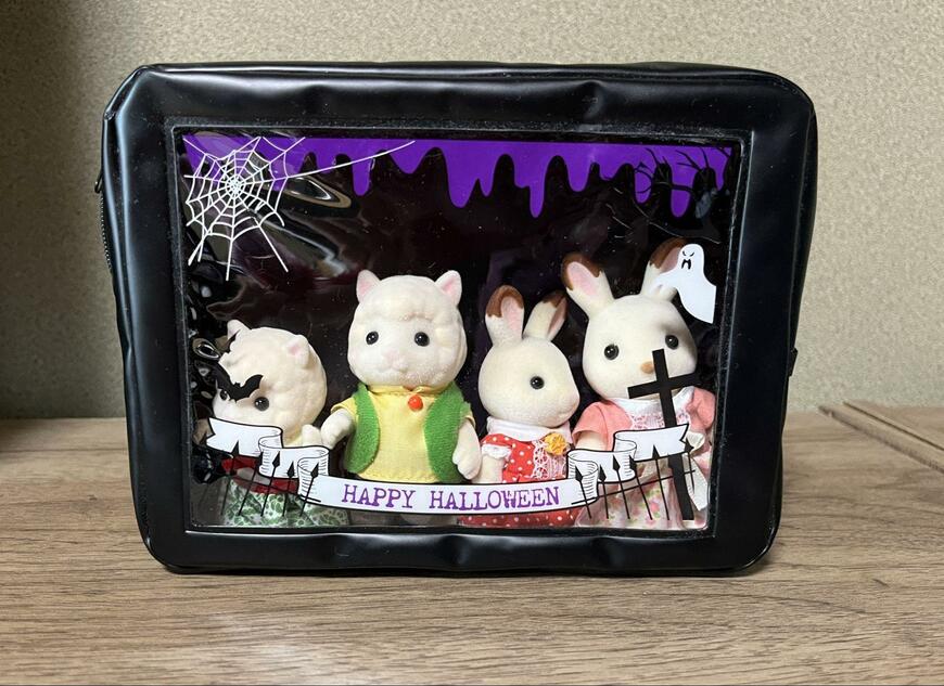 セリア、ハロウィン 窓付きポーチ ゴシック画像