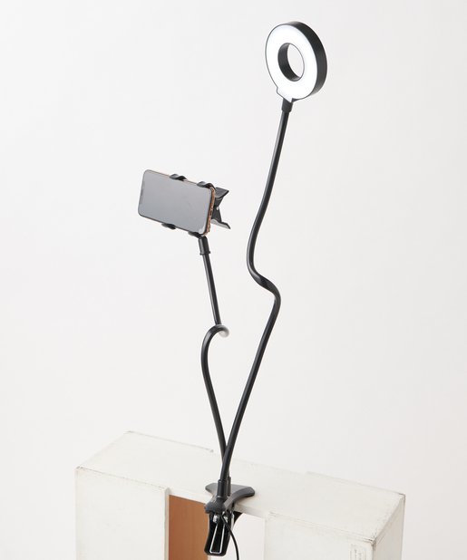 画像出典：PAL CLOSET ONLINE STORE「3COINS」