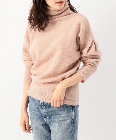 HOUSE OF DAGMAR - ESTER SHOULDER TUCK プルオーバー ¥39,960（税込）
