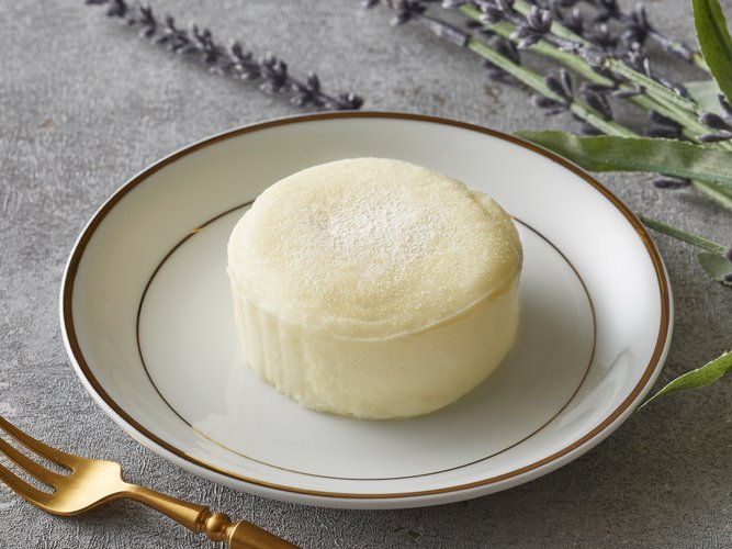 出所：ミニストップ「イオンがフランス一色に！ まるで“パリ気分”「五感で楽しむフランスのライフスタイル」 BONJOUR FRANCE「フランスフェア」開催 ミニストップでは、7月23日（火）より開催」