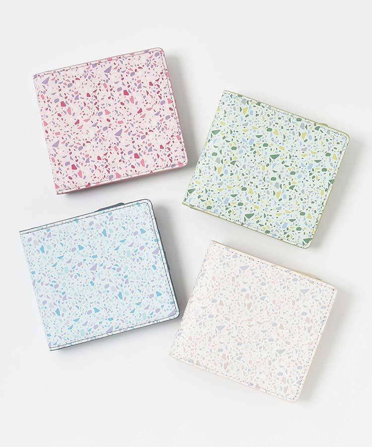 ブルーブルーエ、TERRAZZO2つ折り財布の画像