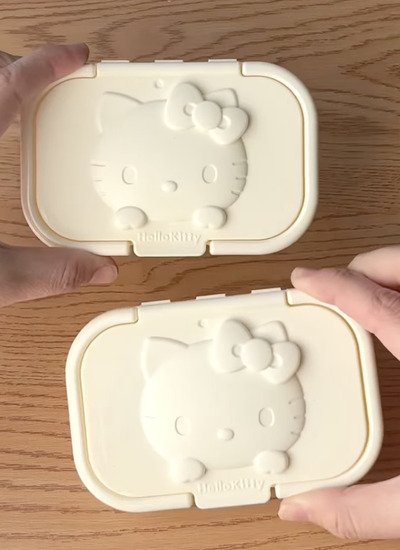【生活術】不要になったウェットシートの蓋を再利用。麦茶パックや小物収納、コンセント周り等に幅広く用途を広げ、生活が便利になる無駄のない工夫