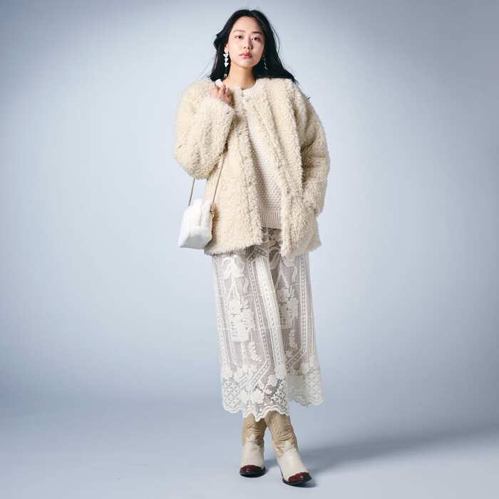 ふわもこの見た目が可愛らしい「レディースデタッチャブルプードルファーアウター」