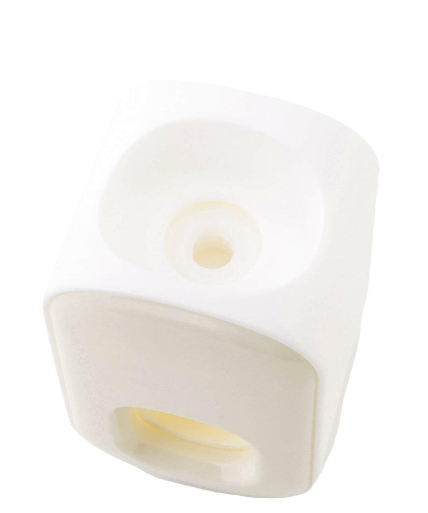 出所：パルグループ公式ファッション通販サイト 3COINS 歯磨き粉ディスペンサー